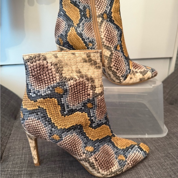 Express Multicolor Snakeskin Heeled Boots - Picture 1 of 1